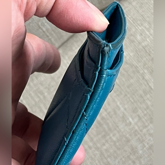 CHANEL Quilted Chanel 19 Card Holder
Wallet - Picture 13 of 14